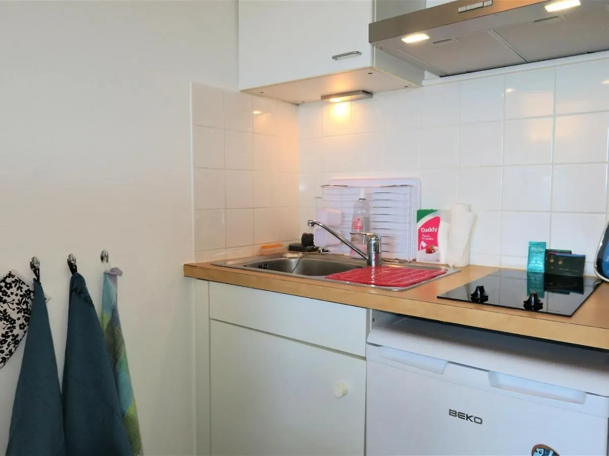 Appartement Renove Avec Jardin A 750M De La Plage, Wifi Et Parking, Perros-Guirec - Fr-1-368-194 0*,  Frankreich